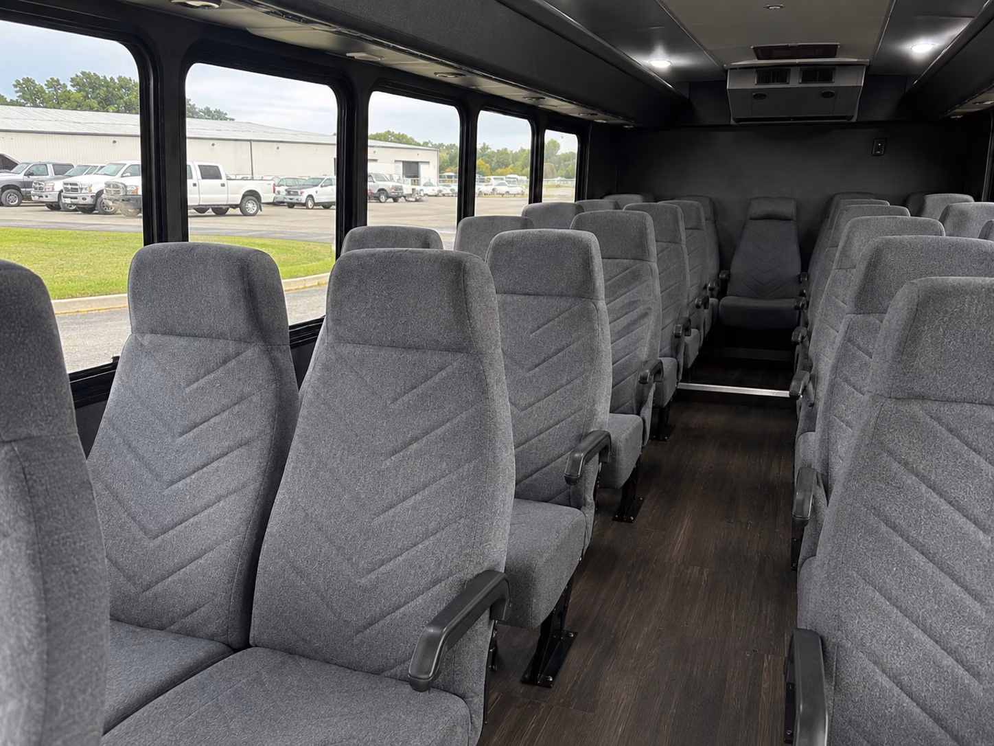 minibuses and party buses for temecula winery weddings from moreno valley